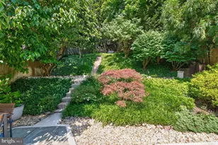5721 MacArthur Blvd NW, Washington, DC 20016 - Photo 23