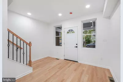 1721 L Street NE, Washington, DC 20002 - Photo 5