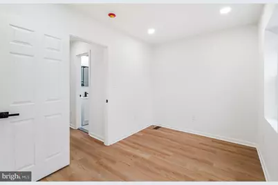1721 L Street NE, Washington, DC 20002 - Photo 17