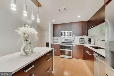 1010 Massachusetts Avenue NW #805, Washington, DC 20001 - Photo 9
