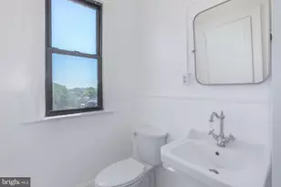 1915 16th St NW, Washington, DC 20009 - Photo 29