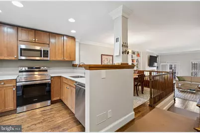 2011 Hillyer Place NW, Washington, DC 20009 - Photo 7
