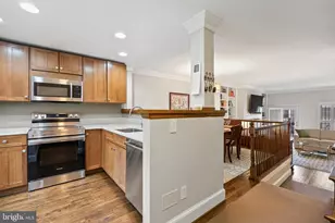 2011 Hillyer Pl NW, Washington, DC 20009 - Photo 7