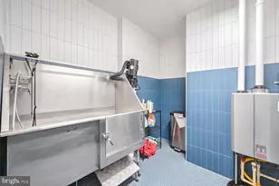 37 L St SE, Washington, DC 20003 - Photo 21