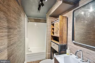 1747 Swann St NW, Washington, DC 20009 - Photo 35