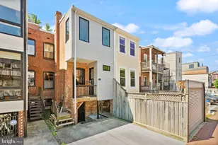 1747 Swann St NW, Washington, DC 20009 - Photo 39