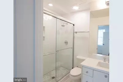 2869 28th NW #2, Washington, DC 20008 - Photo 5