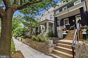 939 15th St SE, Washington, DC 20003 - Photo 1