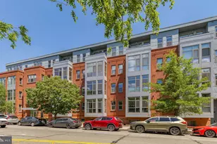 900 11th St SE, Washington, DC 20003 - Photo 35