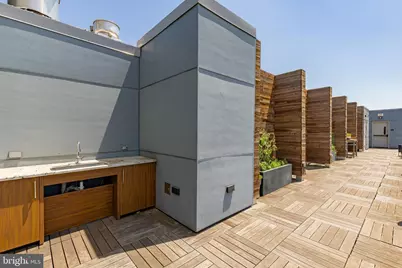900 11th Street SE #401, Washington, DC 20003 - Photo 31