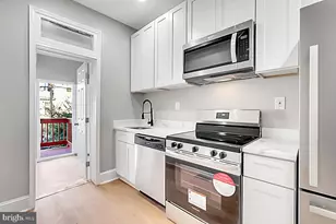 727 Otis Pl NW, Washington, DC 20010 - Photo 3
