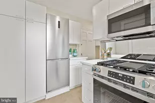 3930 Connecticut Ave NW, Washington, DC 20008 - Photo 9
