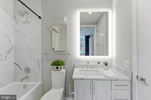 646 H St NE, Washington, DC 20002 - Photo 33