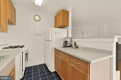3701 Connecticut Avenue NW #802, Washington, DC 20008 - Photo 7