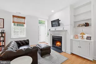 301 G St NE, Washington, DC 20002 - Photo 3