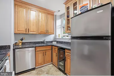 301 G Street NE #3, Washington, DC 20002 - Photo 7