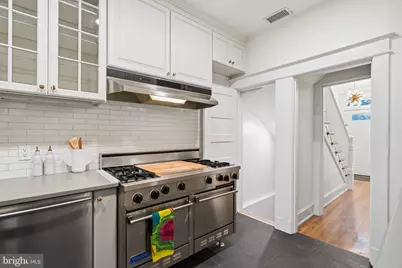 2934 Porter Street NW, Washington, DC 20008 - Photo 9