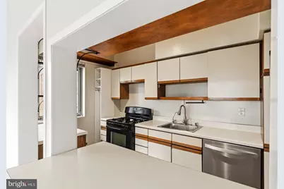 1711 Massachusetts Avenue NW #628, Washington, DC 20036 - Photo 21