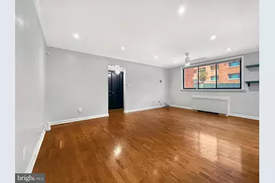 2725 39th Street NW #209, Washington, DC 20007 - Photo 13