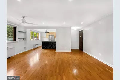 2725 39th Street NW #209, Washington, DC 20007 - Photo 7