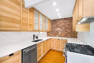 2725 39th Street NW, Washington, DC 20007 - Photo 3