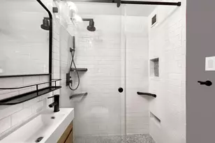 2725 39th Street NW, Washington, DC 20007 - Photo 17