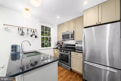 2720 Ordway Street NW #3, Washington, DC 20008 - Photo 9