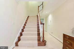 4062 Mansion Dr NW, Washington, DC 20007 - Photo 7