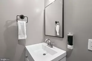 59 Rhode Island Ave NW, Washington, DC 20001 - Photo 17