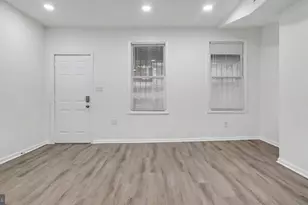 1028 Kenyon St NW, Washington, DC 20010 - Photo 5