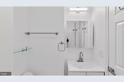 1028 Kenyon Street NW, Washington, DC 20010 - Photo 9