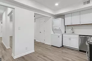 1028 Kenyon St NW, Washington, DC 20010 - Photo 3