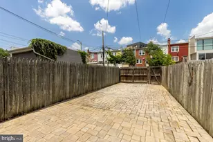 1430 K St SE, Washington, DC 20003 - Photo 25