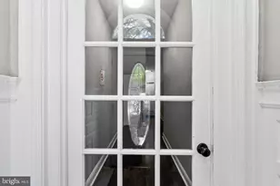 59 Rhode Island Ave NW, Washington, DC 20001 - Photo 3