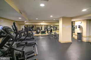915 E St NW, Washington, DC 20004 - Photo 33