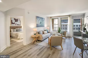 915 E St NW, Washington, DC 20004 - Photo 11