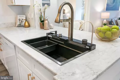 915 E Street NW #1105, Washington, DC 20004 - Photo 9