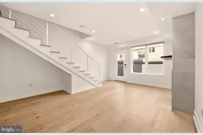 1023 16th Street NE #B, Washington, DC 20002 - Photo 9