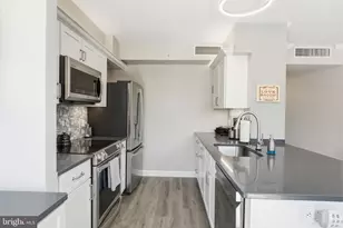 631 D Street NW, Washington, DC 20004 - Photo 15