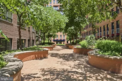631 D Street NW #633, Washington, DC 20004 - Photo 29