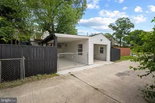 2831 Otis St NE, Washington, DC 20018 - Photo 79
