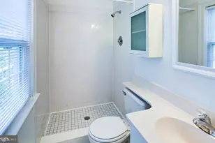 4633 Asbury Pl NW, Washington, DC 20016 - Photo 11