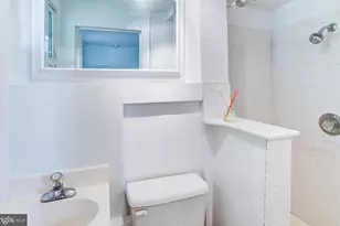 4633 Asbury Pl NW, Washington, DC 20016 - Photo 19