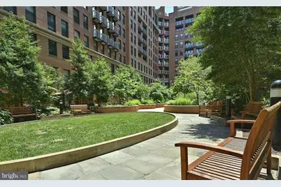 631 D Street NW #526, Washington, DC 20004 - Photo 21