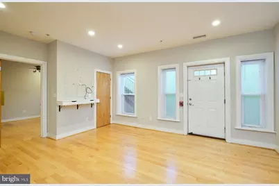5551 Illinois Avenue NW #102, Washington, DC 20011 - Photo 3