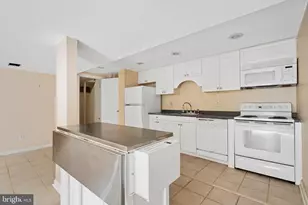 3313 Cleveland Ave NW, Washington, DC 20008 - Photo 55