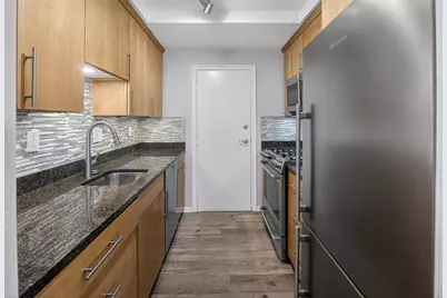 3900 Tunlaw Road NW #304, Washington, DC 20007 - Photo 9