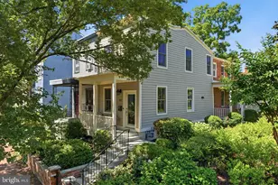 401 11th St SE, Washington, DC 20003 - Photo 1