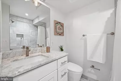 401 11th Street SE, Washington, DC 20003 - Photo 27