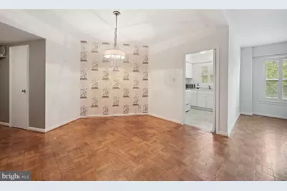 2500 Q Street NW #504, Washington, DC 20007 - Photo 5